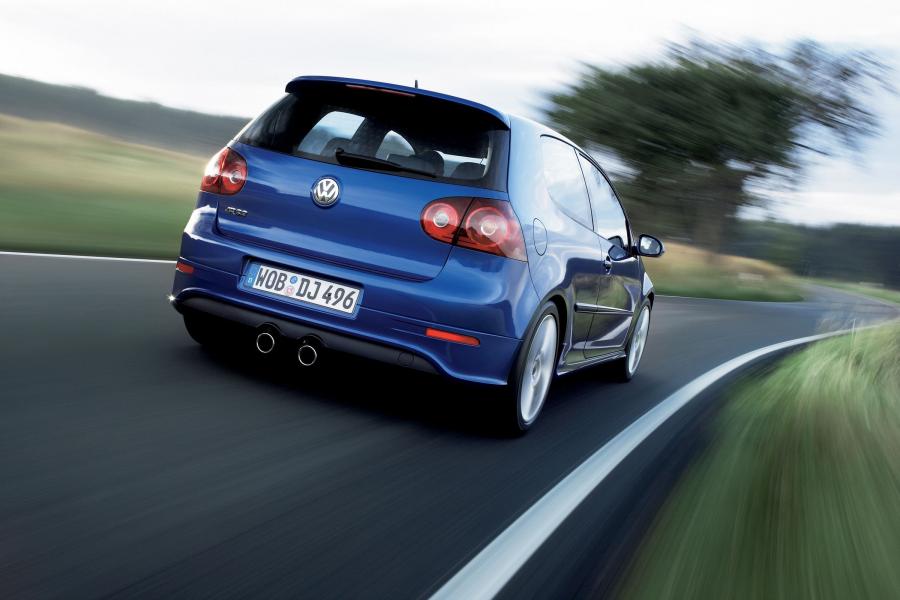  Volkswagen Golf R32 2006 года  (фото 24 из 48)